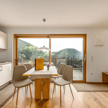 Tratterhof Apartments Vallarga Екстериор снимка