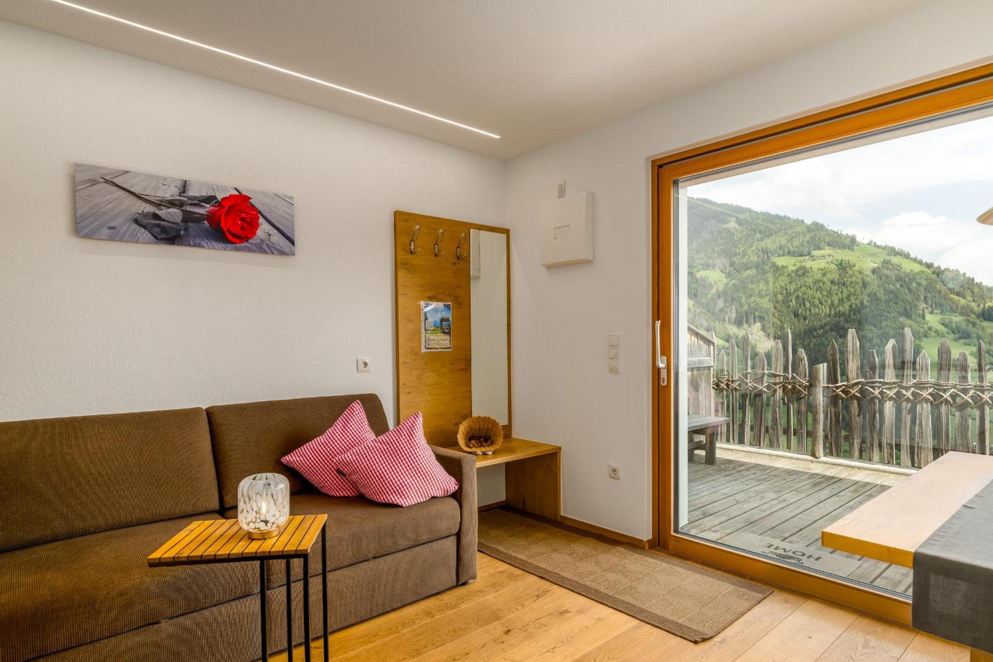 Tratterhof Apartments Vallarga Екстериор снимка