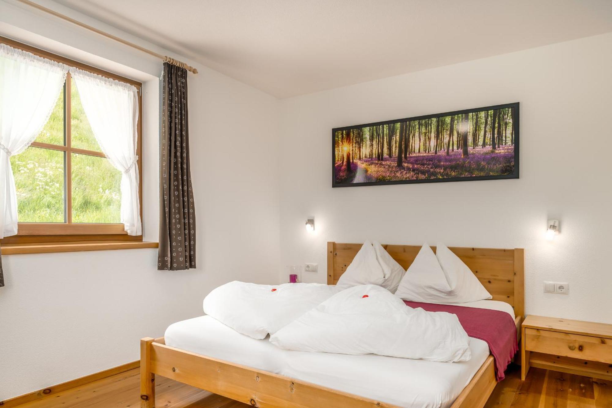 Tratterhof Apartments Vallarga Екстериор снимка